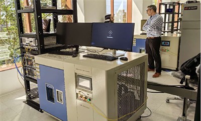 Ugodno visoko{0}}zmogljivo termično testiranje z mini temperaturno komoro: idealna rešitev za kom...